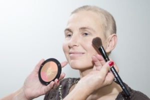 blush-bronzing-poeder-terracotta-wangen-kleur-accent-uiterlijk-verzorging-kanker-chemo-vale-huid-bestralen-aandacht-tip-advies-tutorial-make-up-